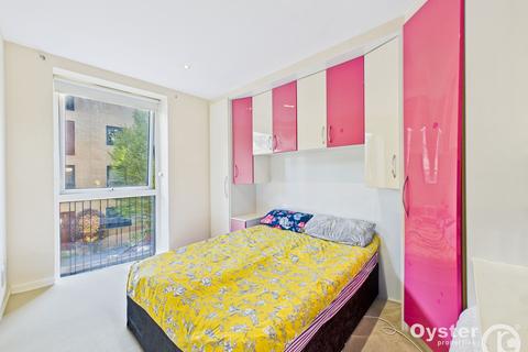 3 bedroom flat for sale, Howard Road, Stanmore, HA7