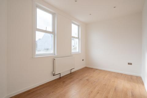 undefined, Dover Road East, Gravesend, Kent, DA11
