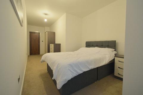 3 bedroom apartment to rent, Copenhagen Place, Carmine Wharf, E14