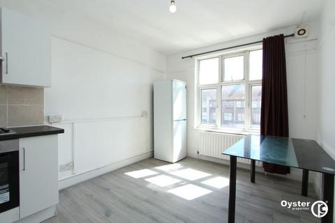 2 bedroom flat for sale, Kingsbury Road, London, NW9