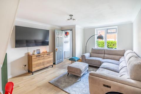 3 bedroom detached house for sale, Chatsworth Avenue, Strensall, York