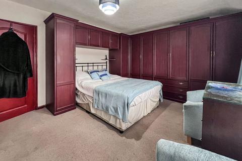 2 bedroom terraced house for sale, Keppel Road, Dagenham RM9