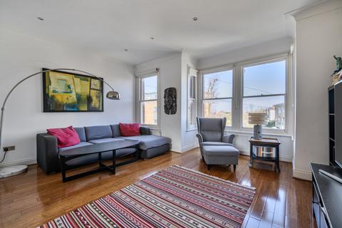 3 bedroom flat for sale, Underhill Road, East Dulwich, London, SE22