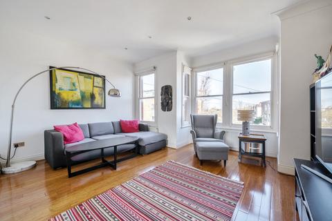 3 bedroom flat for sale, Underhill Road, East Dulwich, London, SE22