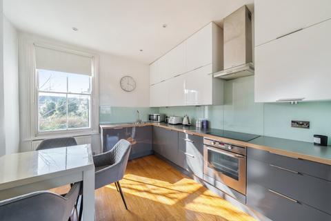 3 bedroom flat for sale, Underhill Road, East Dulwich, London, SE22