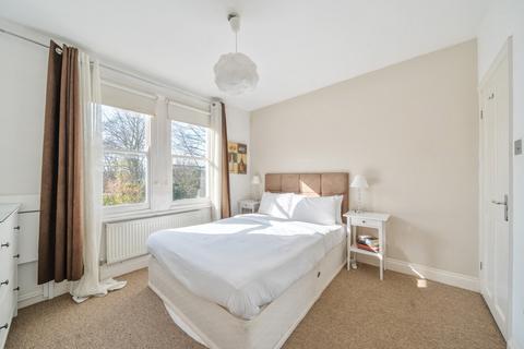 3 bedroom flat for sale, Underhill Road, East Dulwich, London, SE22