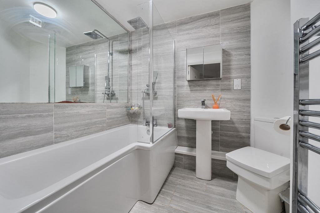 Bathroom 2