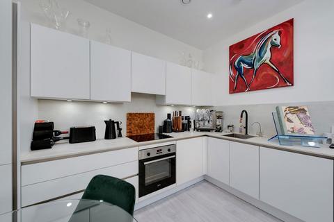 undefined, Farine Avenue, Hayes UB3