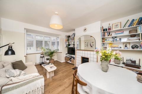 2 bedroom flat for sale, Abbots Park, London SW2