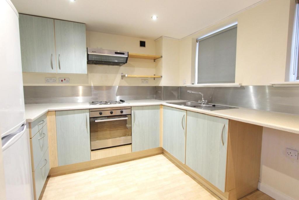 Kitchen 27 CP.JPG