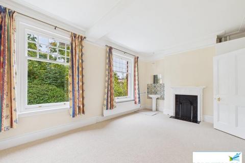 3 bedroom apartment to rent, Upper Gordon Road, Camberley