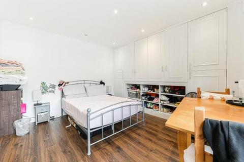 undefined, Courtfield Gardens, London, SW5