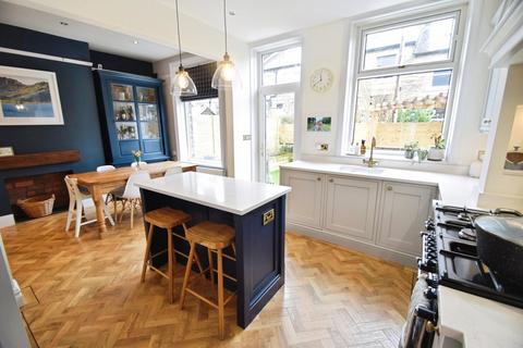 undefined, Highfield Terrace, Bradford BD18