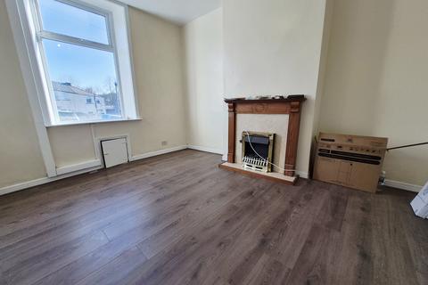 2 bedroom house to rent, Dove Lane, Darwen, BB3