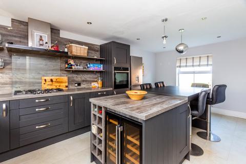 4 bedroom semi-detached house for sale, Celtic Close, Higham Ferrers NN10