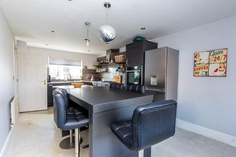 4 bedroom semi-detached house for sale, Celtic Close, Higham Ferrers NN10