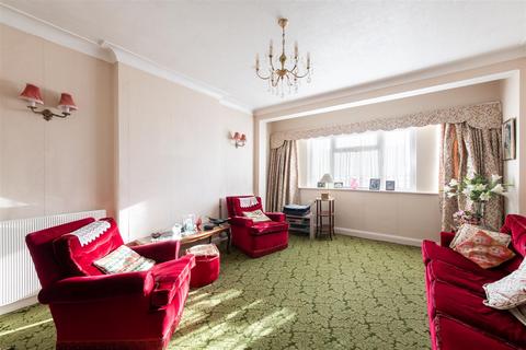 4 bedroom detached house for sale, Manor Drive, London N14