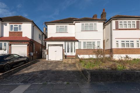 4 bedroom detached house for sale, Manor Drive, London N14