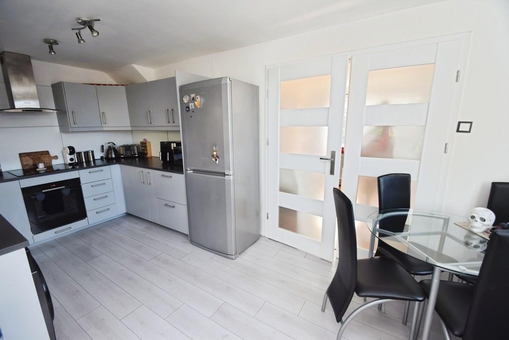 64edad44-Kitchen 201