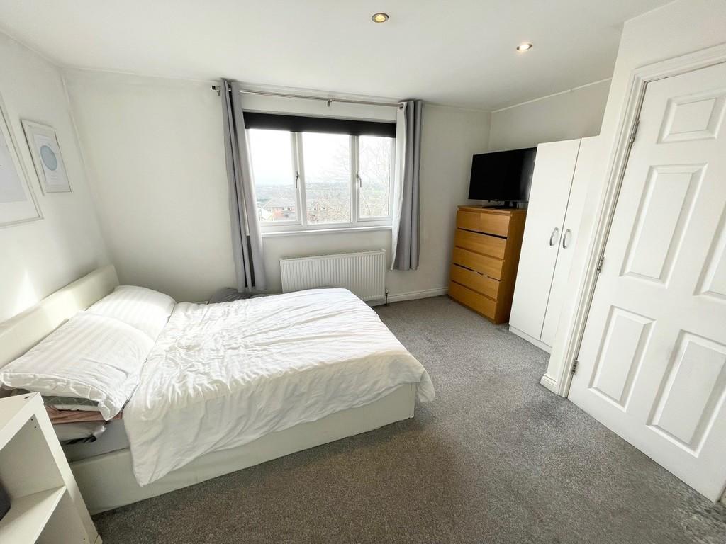 Masterbed2