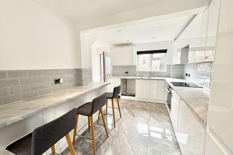 undefined, Hinkler Road, SOUTHAMPTON