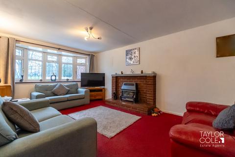 3 bedroom detached bungalow for sale, Glascote Road, Tamworth