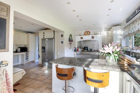 4 bedroom detached house for sale, Malton Way, Tunbridge Wells TN2
