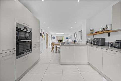 undefined, Hereford Close, Woking GU21