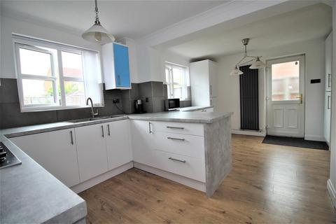 3 bedroom detached house for sale, Meadowsweet Road, Hamilton, Leicester