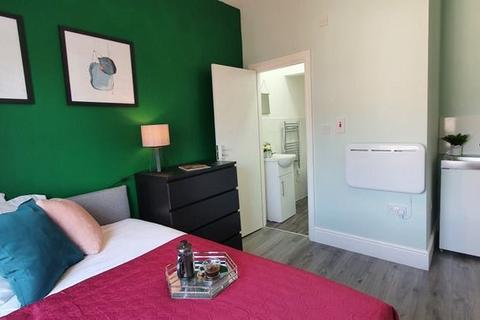 1 bedroom in a house share to rent, 107 Redgrave Street, Oldham