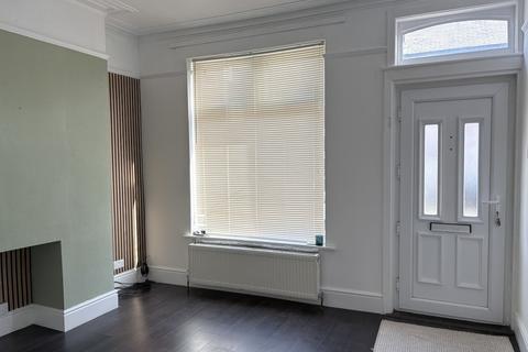 2 bedroom terraced house to rent, Barnsley Street, Stockport