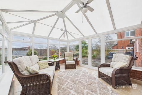 5 bedroom detached house for sale, Stuart Close, Ashbourne