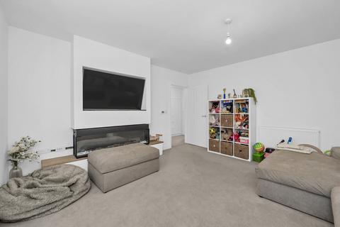 4 bedroom detached house for sale, Freedom Road, Bury St. Edmunds IP30