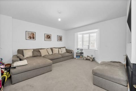 4 bedroom detached house for sale, Freedom Road, Bury St. Edmunds IP30