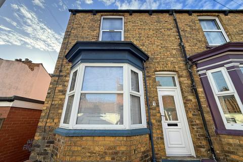 2 bedroom end of terrace house for sale, Salisbury Street, Scarborough YO12