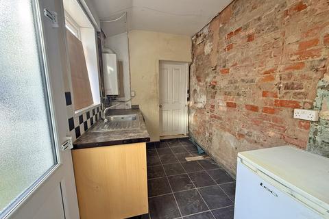 2 bedroom end of terrace house for sale, Salisbury Street, Scarborough YO12