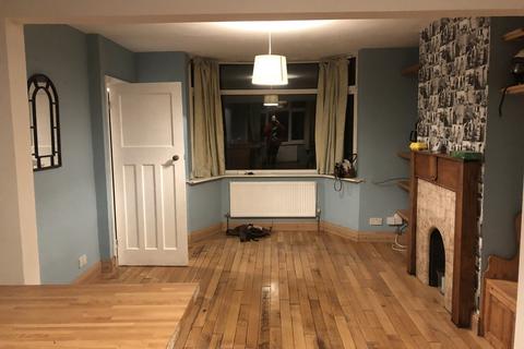 3 bedroom terraced house to rent, Weoley Avenue, Selly Oak, B29