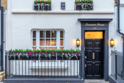 undefined, John Adam Street, Strand WC2
