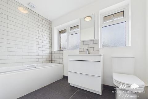 3 bedroom semi-detached house for sale, Greendale Close, Fareham PO15