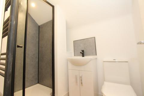2 bedroom flat to rent, 652 Abbeydale Road