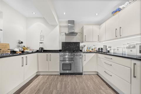 undefined, Firwood Close, Woking GU21