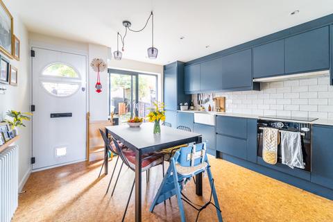2 bedroom terraced house for sale, Lightfoot Road, Crouch End N8