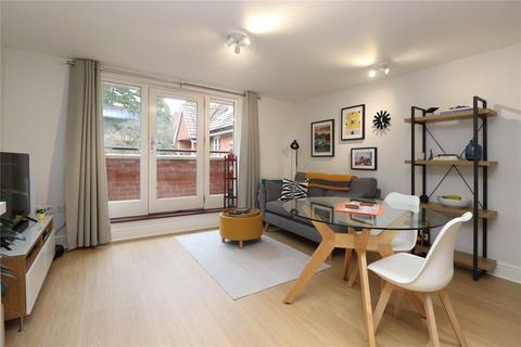 2 bedroom flat for sale, Sandy Lane, Surrey GU22