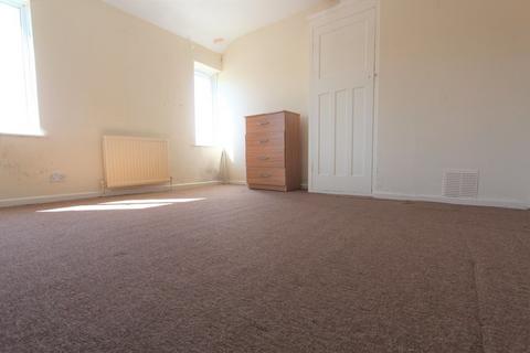 3 bedroom terraced house for sale, Amersham Avenue, London N18