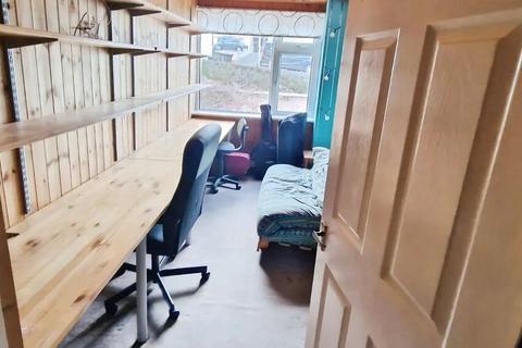 2 bedroom terraced house for sale, South Street, Totnes, Devon.