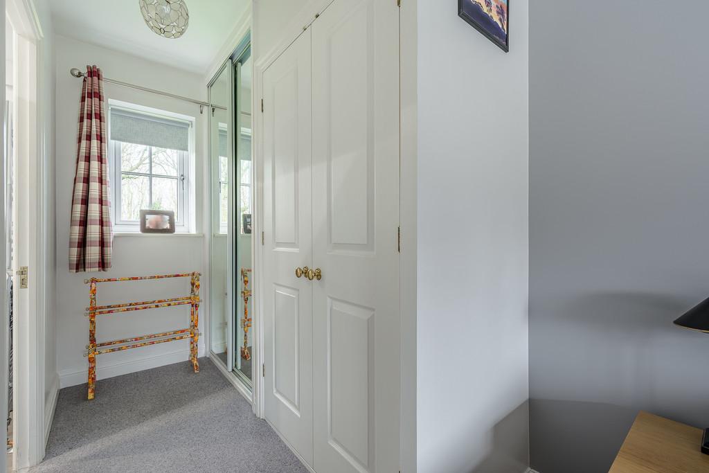 Principal Dressing Area
