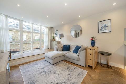 1 bedroom flat for sale, Church Street, Hampton TW12