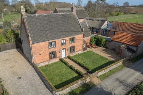 3 bedroom detached house for sale, The Street, Ridlington, NR28 9