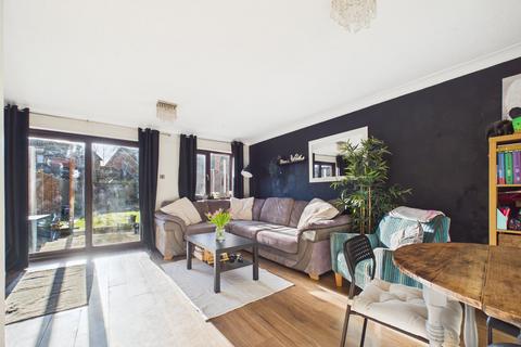 undefined, Derrick Close, Calcot, Reading, RG31