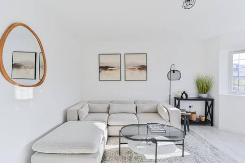 undefined, Baldry Gardens, Streatham, London, SW16